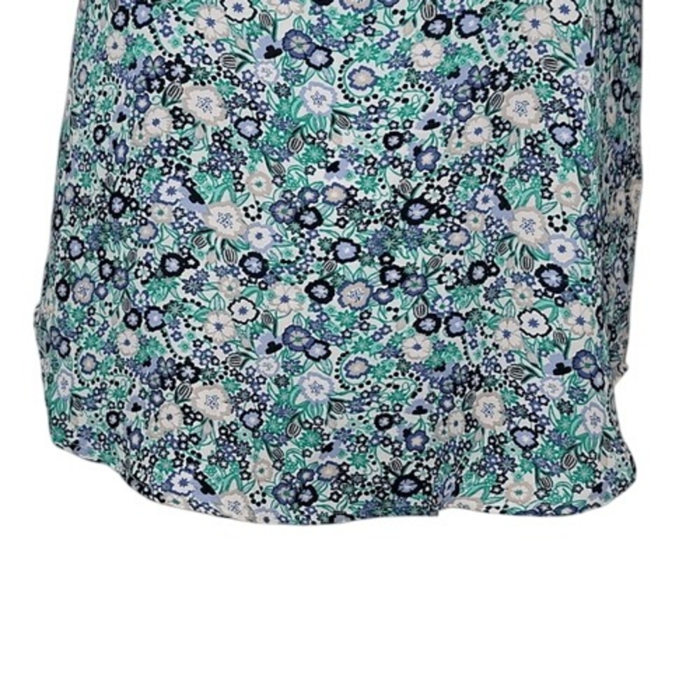 Roz & Ali‎ Blue & Green Floral V-Neck Blouse - Picture 4 of 13